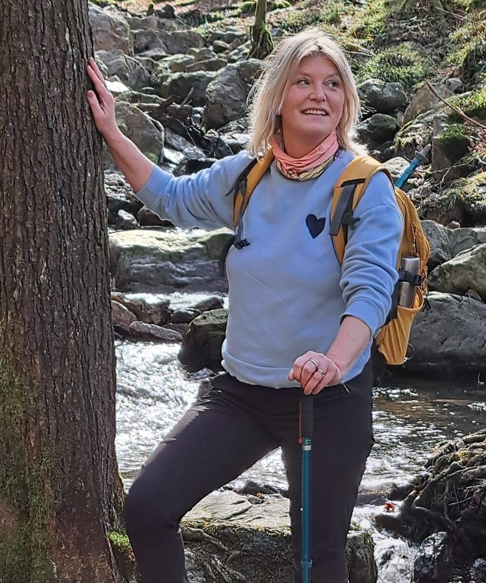 Marielle Bijnen, gezondheidscoach: biedt persoonlijk voedingsadvies en wandelcoaching voor een gezonde levensstijl.